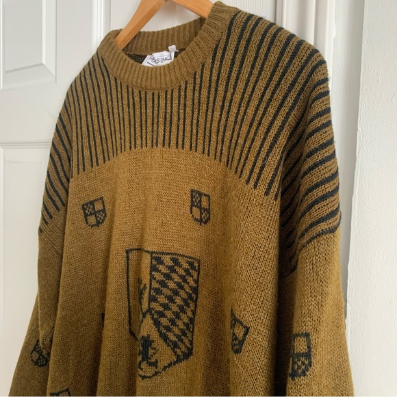 Massimo Italy Knit Wool Olive Green Griffin Crest Sweater - Picture 2 of 10